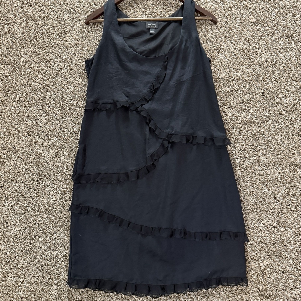 $395 Nicole Miller Black Ruffle Tiered‎ Dress Size 6 Lined Whimsical Romantic